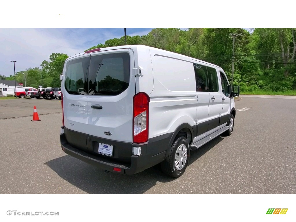 2019 Transit Van 250 LR Regular - Oxford White / Pewter photo #7