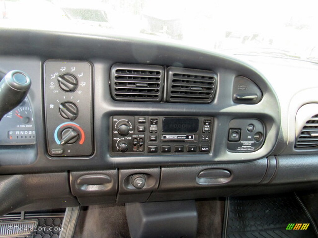 1998 Dodge Ram 1500 Laramie SLT Regular Cab 4x4 Controls Photo #142041061