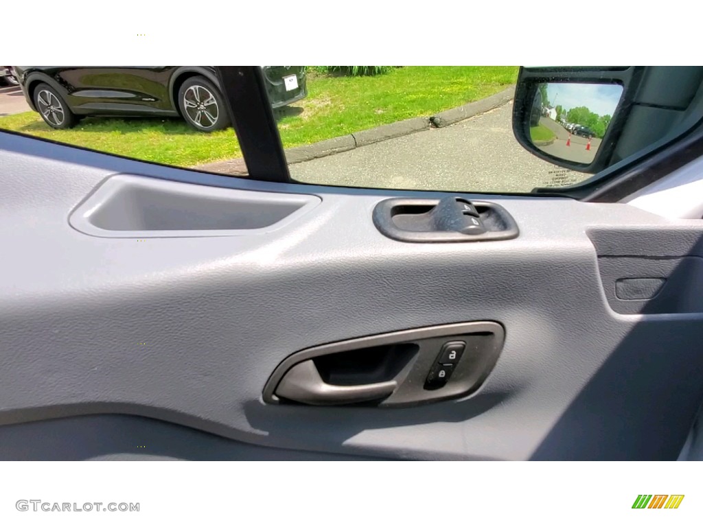2019 Transit Van 250 LR Regular - Oxford White / Pewter photo #12