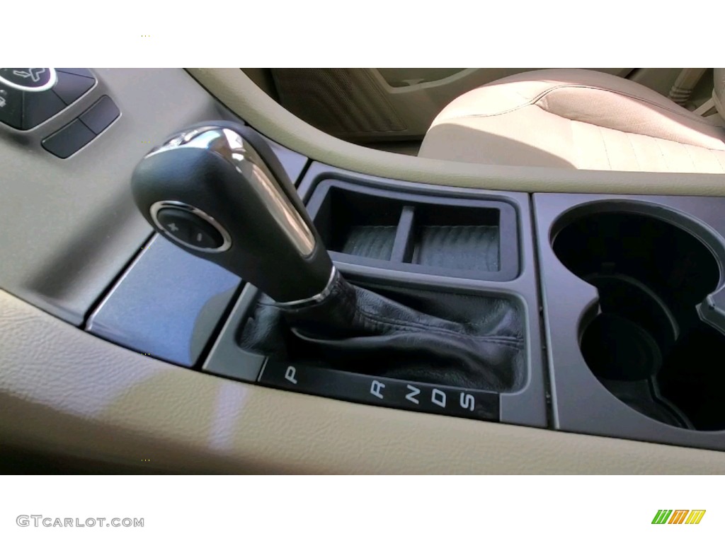 2015 Taurus SE - Tuxedo Black Metallic / Dune photo #16