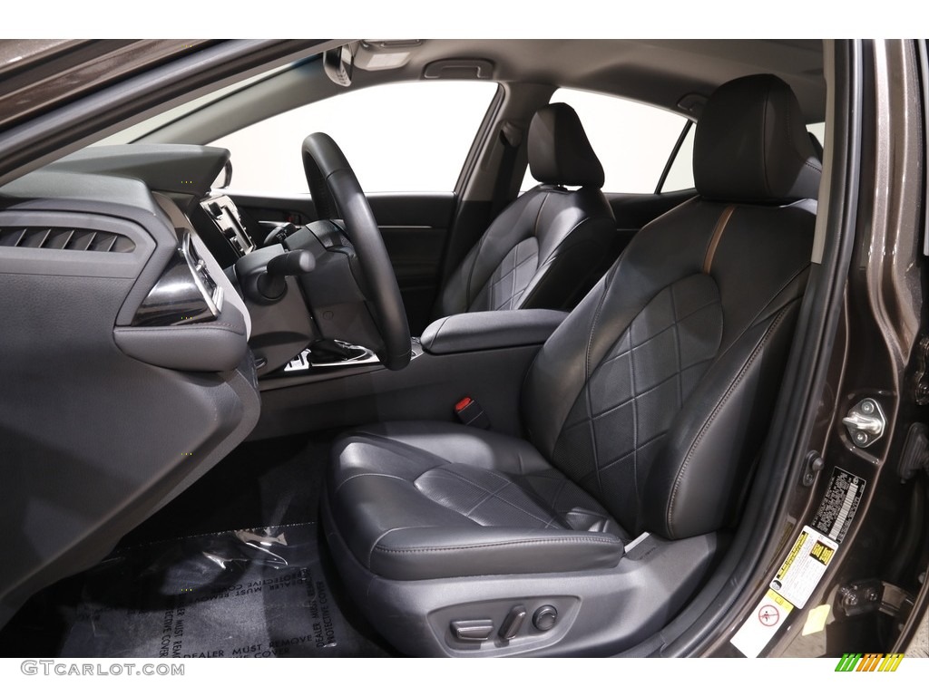 2018 Camry XLE - Brownstone / Black photo #5