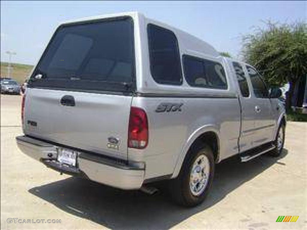 2003 F150 XL SuperCab - Silver Metallic / Dark Graphite Grey photo #2