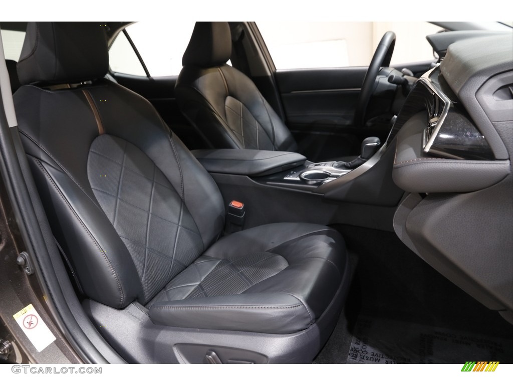 2018 Camry XLE - Brownstone / Black photo #15