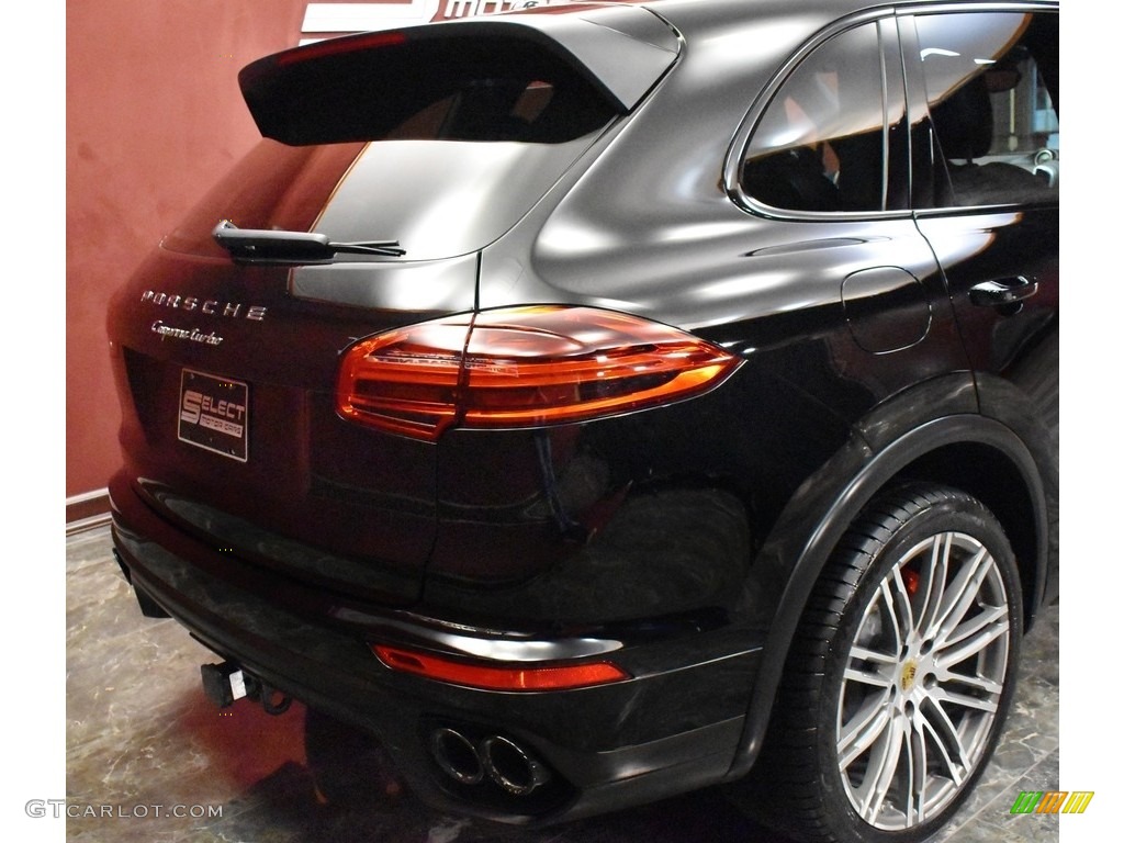 2016 Cayenne Turbo - Black / Black/Garnet Red photo #5