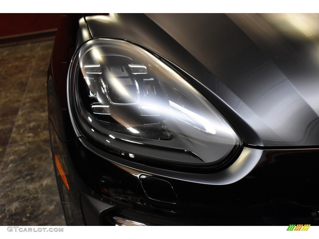 2016 Cayenne Turbo - Black / Black/Garnet Red photo #7