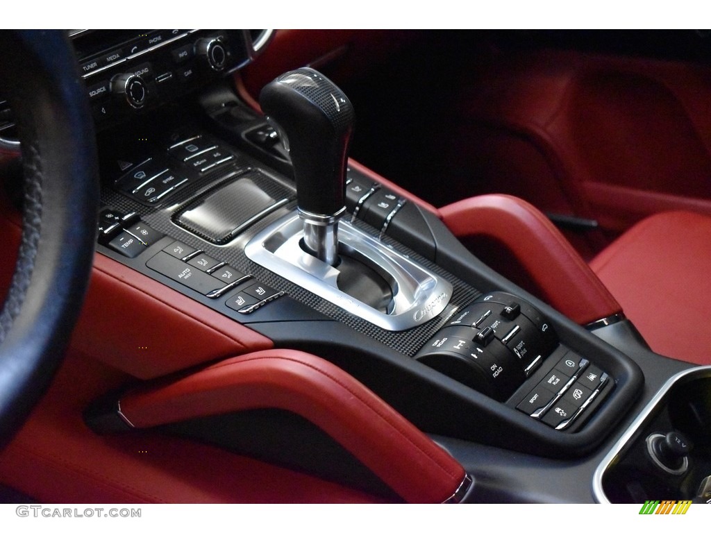 2016 Cayenne Turbo - Black / Black/Garnet Red photo #15