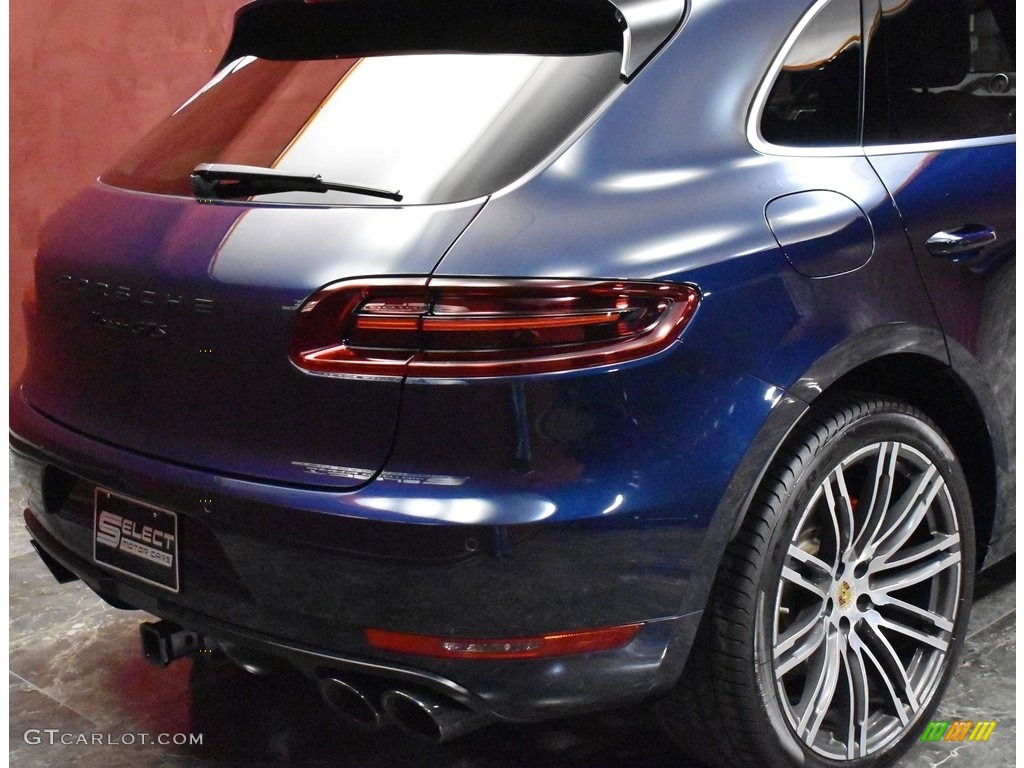 2017 Macan GTS - Night Blue Metallic / Saddle Brown/Luxor Beige photo #5