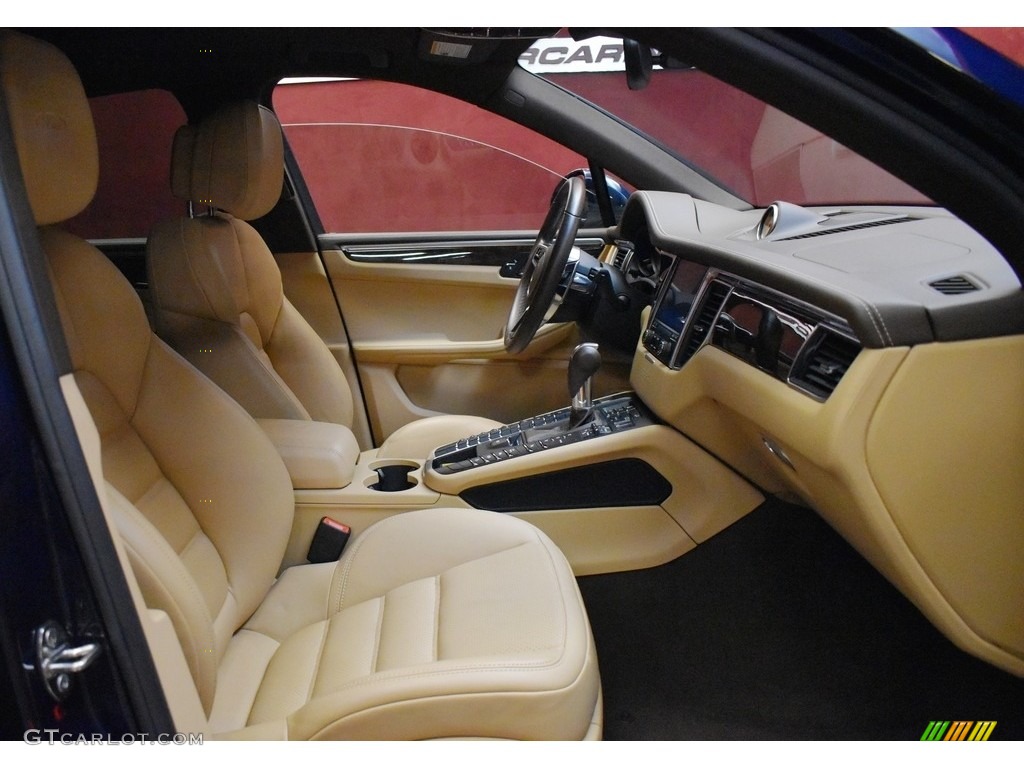 2017 Macan GTS - Night Blue Metallic / Saddle Brown/Luxor Beige photo #17