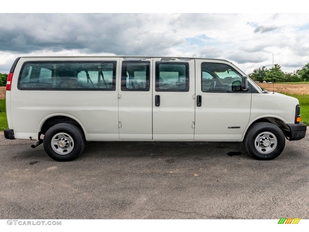 Summit White 2003 Chevrolet Express 3500 Extended Passenger Van Exterior Photo #142046224