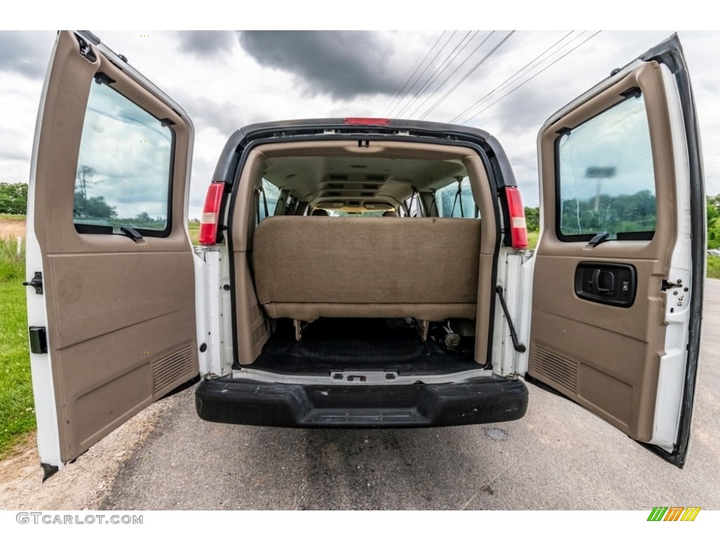 2003 Chevrolet Express 3500 Extended Passenger Van Trunk Photos