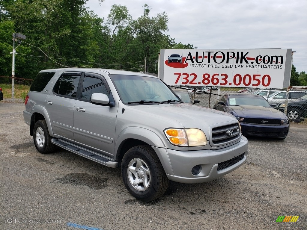 2002 Sequoia SR5 - Desert Sand Mica / Oak photo #1