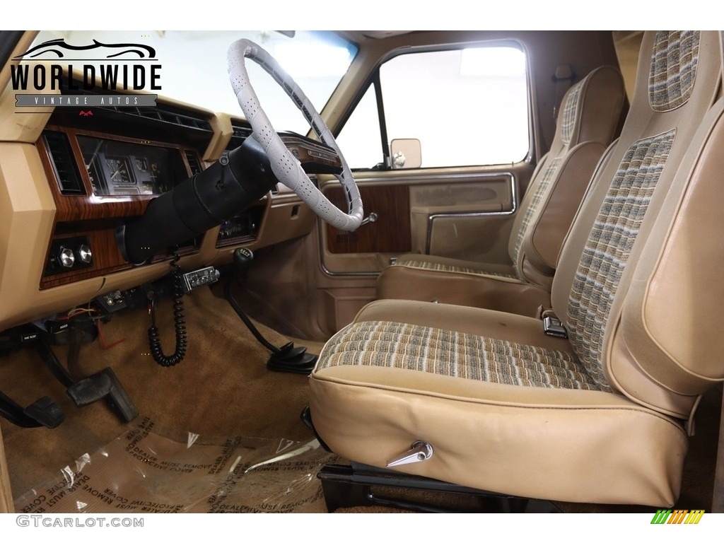 1984 Ford Bronco XLT 4x4 Interior Color Photos