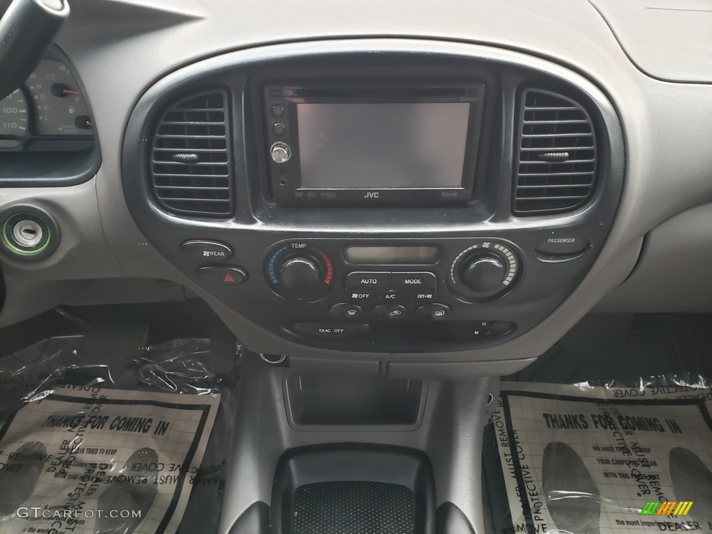 2002 Sequoia SR5 - Desert Sand Mica / Oak photo #17