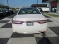 2019 White Platinum Metallic Tri-Coat Lincoln Continental Reserve  photo #4