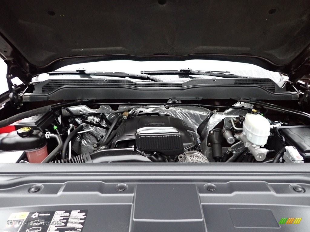 2016 Chevrolet Silverado 2500HD LTZ Double Cab 4x4 Engine Photos