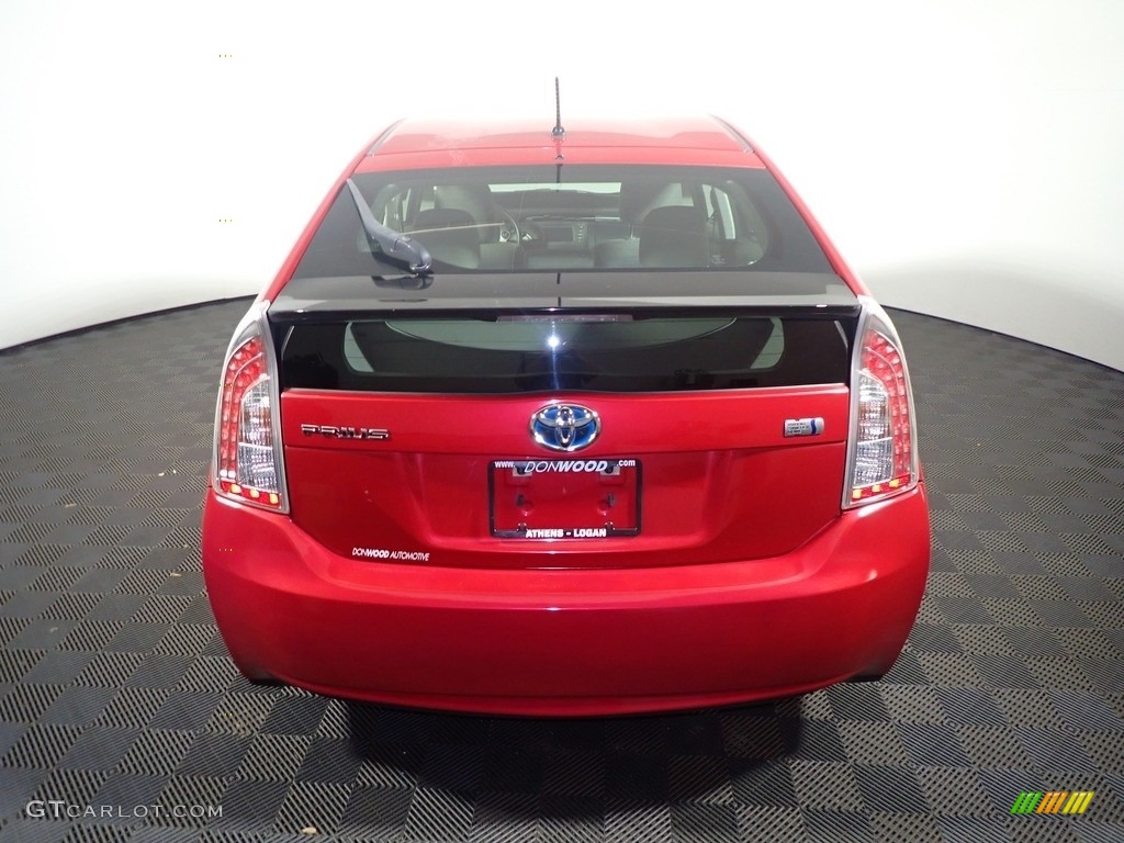 2014 Prius Two Hybrid - Barcelona Red Metallic / Dark Gray photo #12