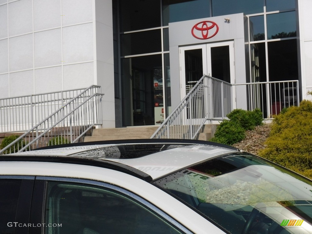 2019 RAV4 Limited AWD - Blizzard White Pearl / Light Gray photo #13