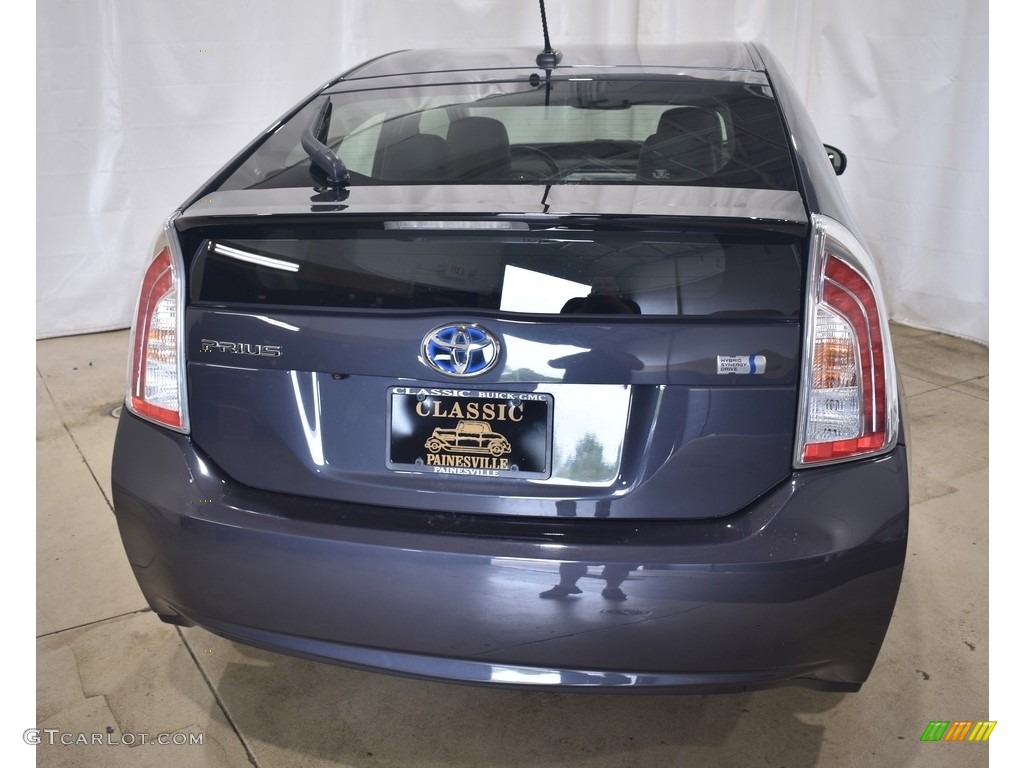 2014 Prius Three Hybrid - Winter Gray Metallic / Dark Gray photo #3