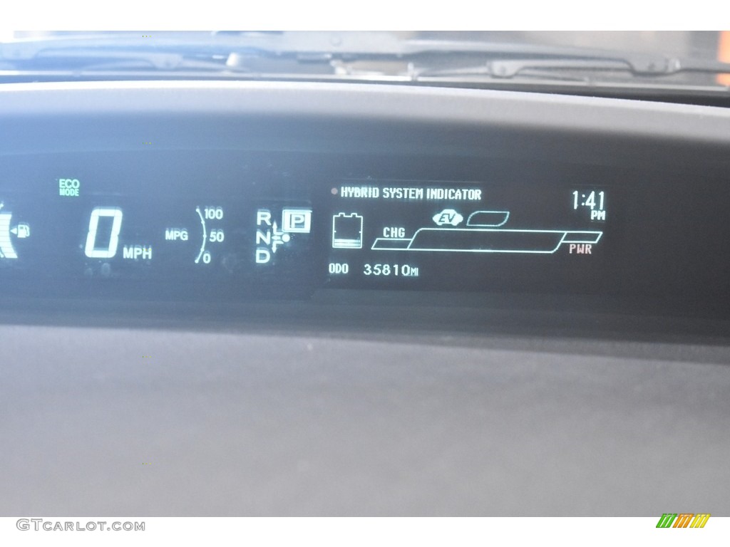 2014 Prius Three Hybrid - Winter Gray Metallic / Dark Gray photo #17