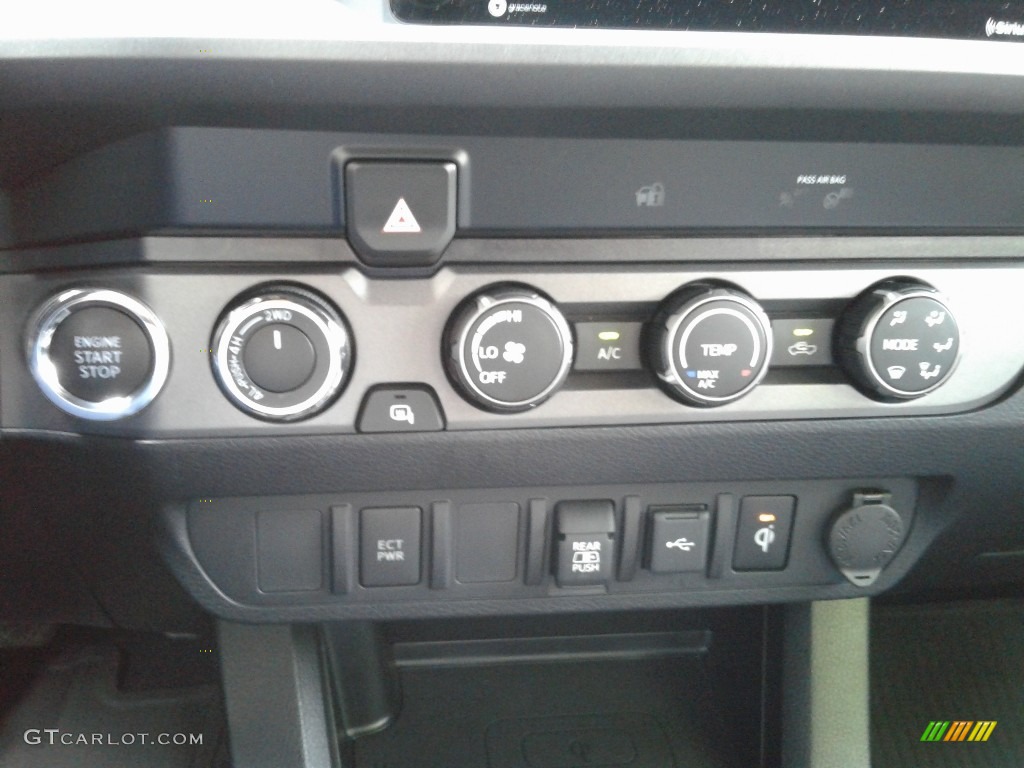 2020 Toyota Tacoma TRD Off Road Double Cab 4x4 Controls Photo #142060191