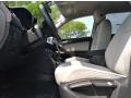 Pure White - Tiguan S 4Motion Photo No. 4