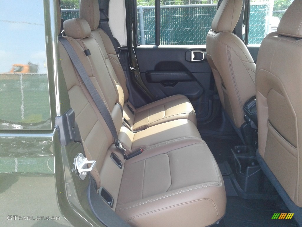 2021 Jeep Gladiator Overland 4x4 Rear Seat Photo #142061463