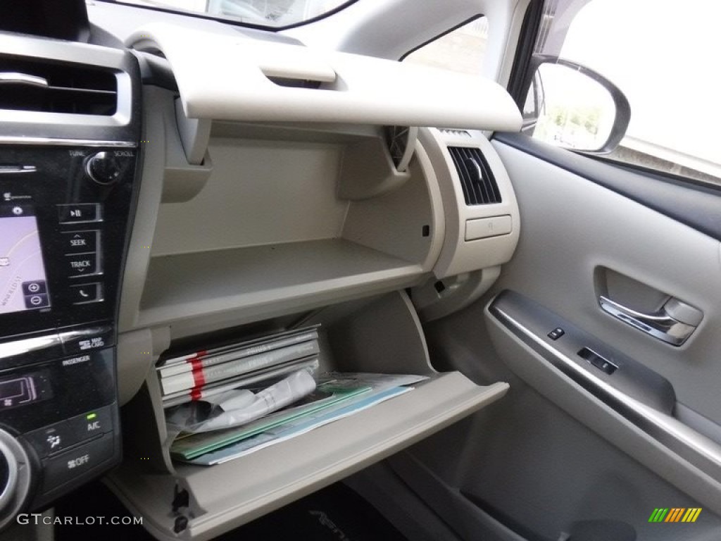 2015 Prius v Four - Sea Glass Pearl / Bisque photo #17