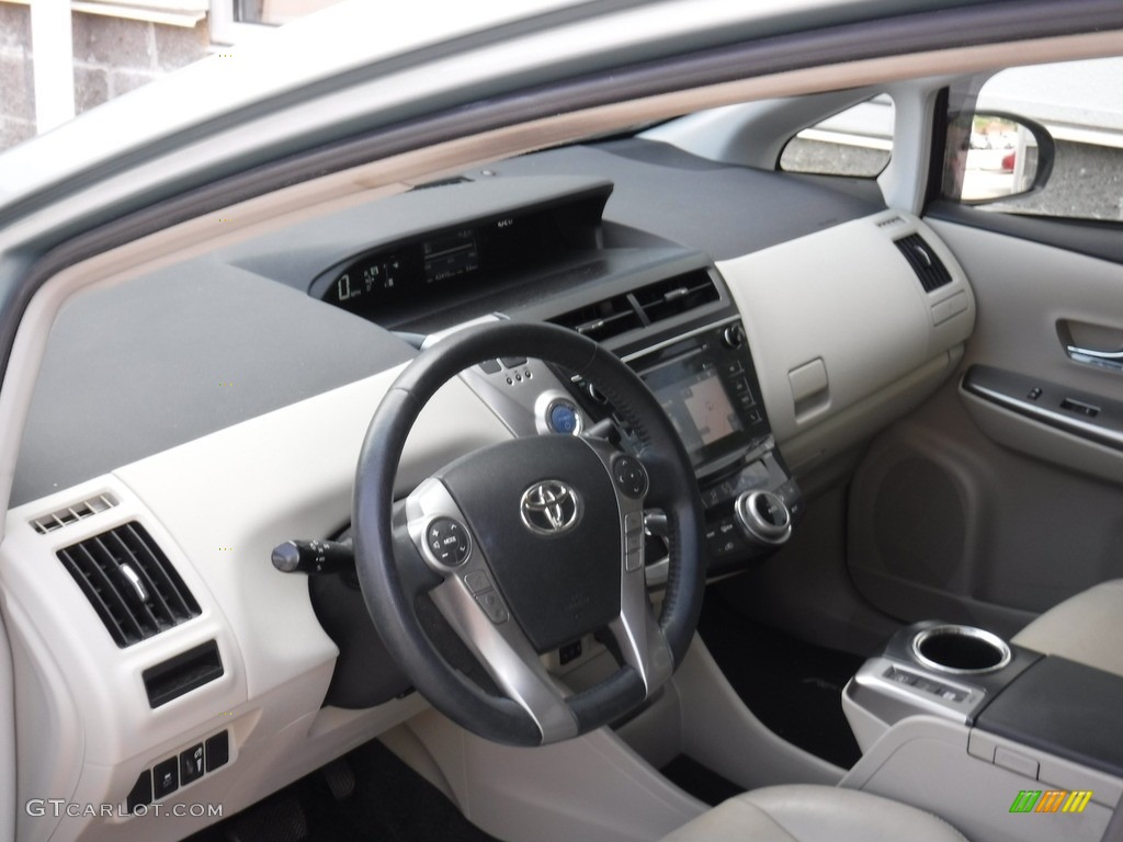 2015 Prius v Four - Sea Glass Pearl / Bisque photo #19