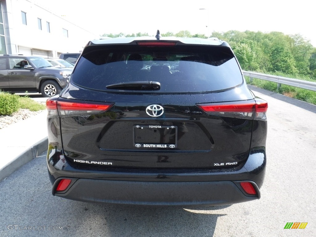 2020 Highlander XLE AWD - Midnight Black Metallic / Black photo #18