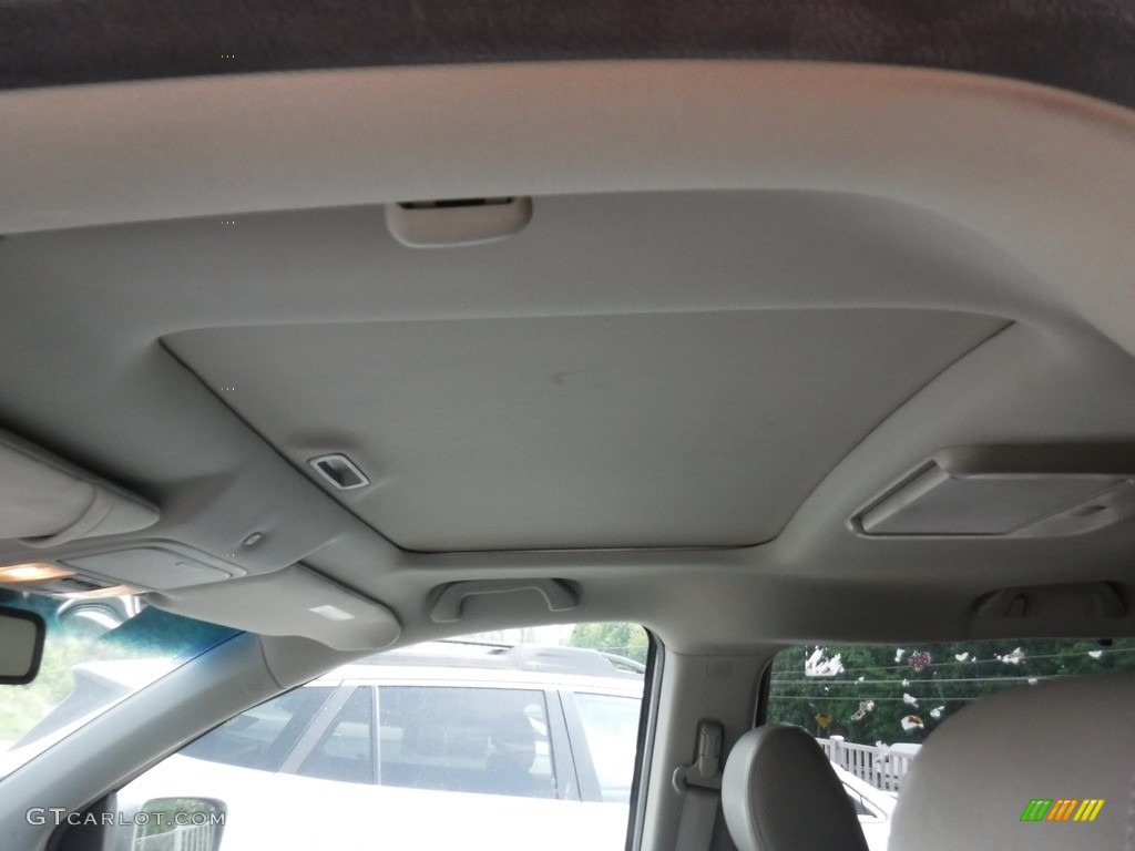 2010 Odyssey EX-L - Slate Green Metallic / Olive photo #17