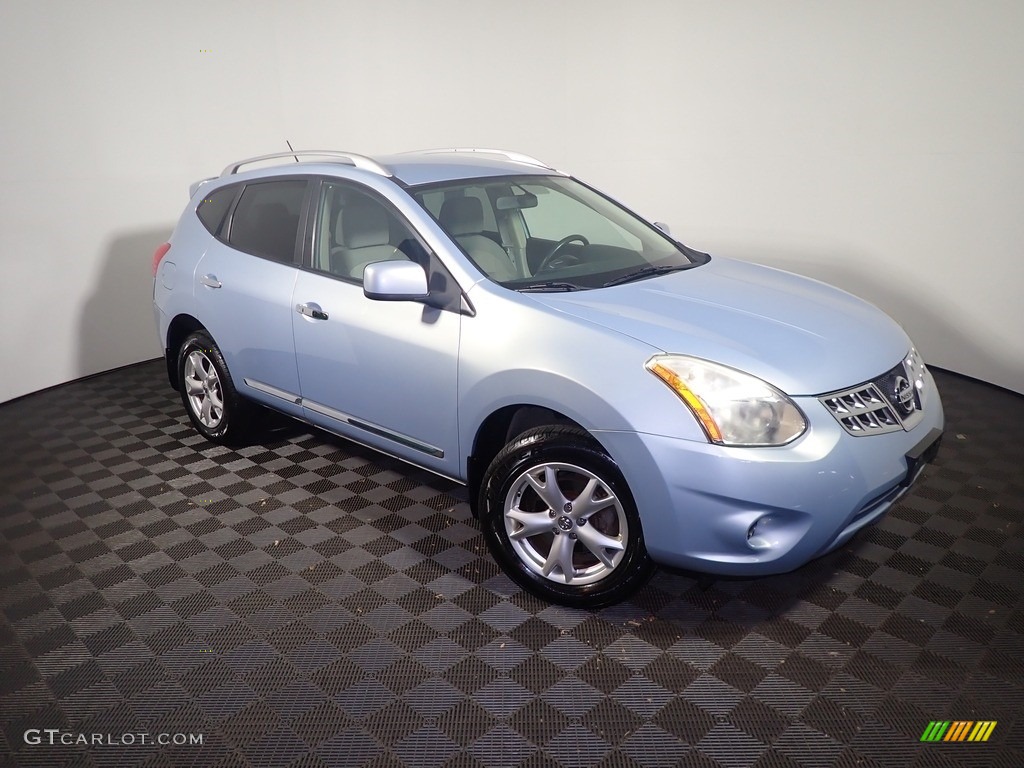 2011 Rogue SV - Gotham Gray Metallic / Gray photo #3