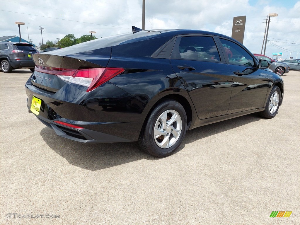 2021 Elantra SE - Phantom Black / Black photo #3