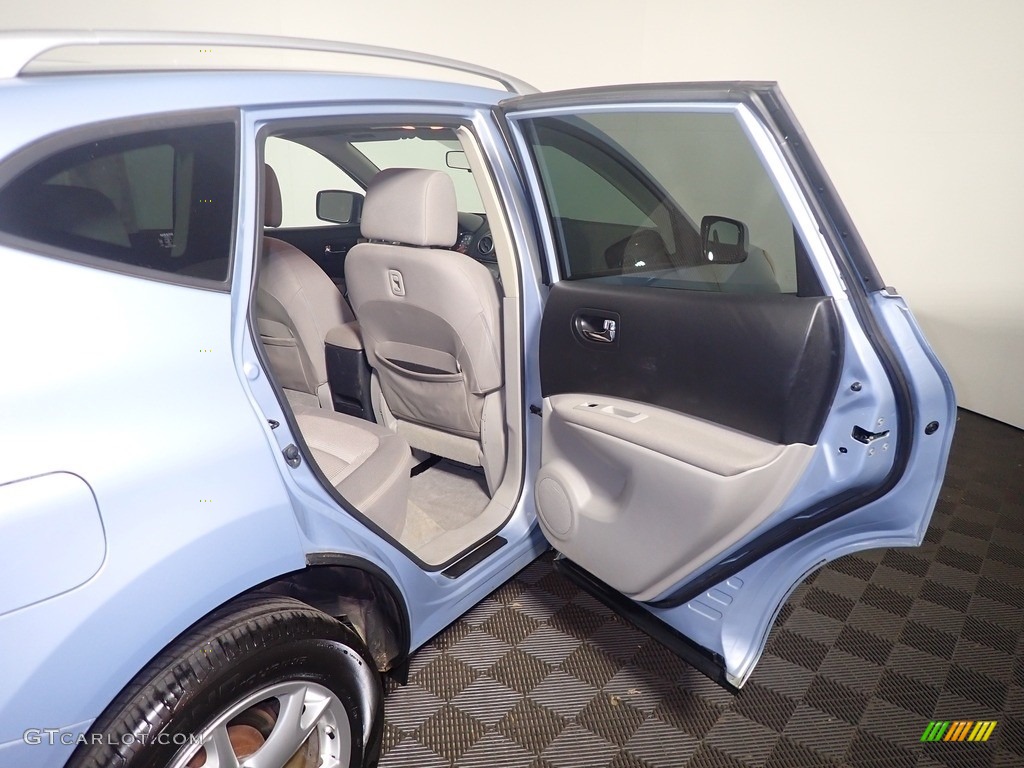 2011 Rogue SV - Gotham Gray Metallic / Gray photo #36