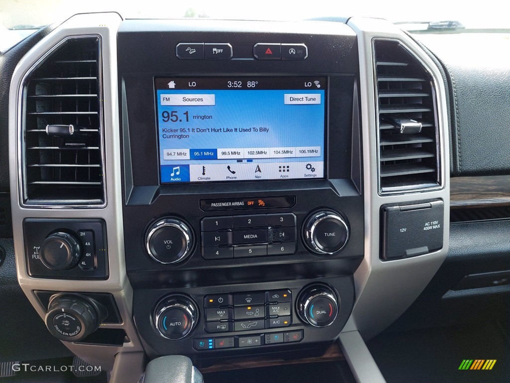 2019 F150 Lariat SuperCrew 4x4 - Silver Spruce / Black photo #18