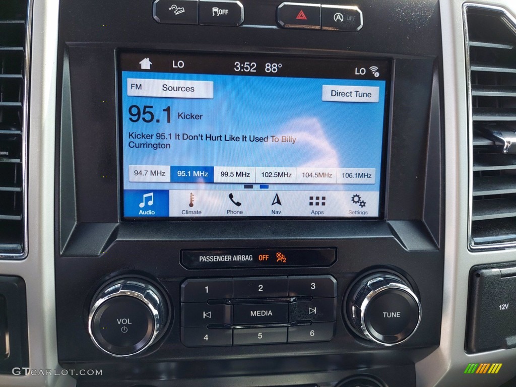 2019 F150 Lariat SuperCrew 4x4 - Silver Spruce / Black photo #19