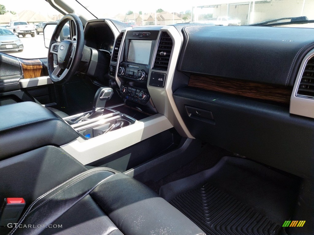 2019 F150 Lariat SuperCrew 4x4 - Silver Spruce / Black photo #31