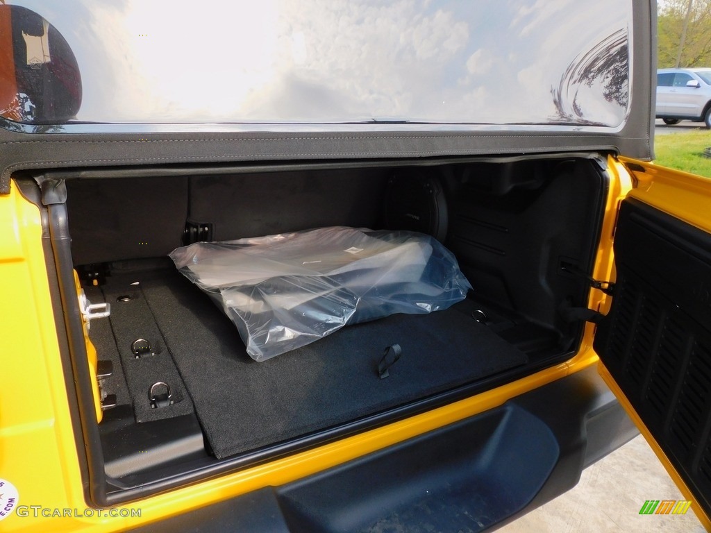 2021 Wrangler Unlimited Willys 4x4 - Hellayella / Black photo #7
