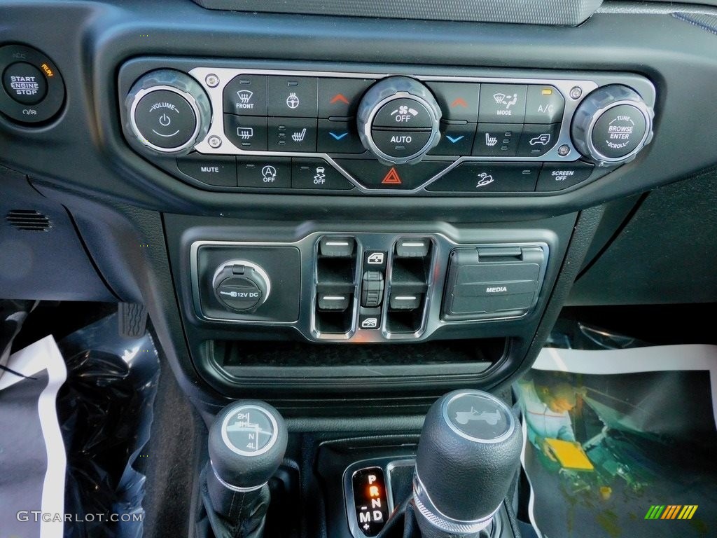 2021 Wrangler Unlimited Willys 4x4 - Hellayella / Black photo #18