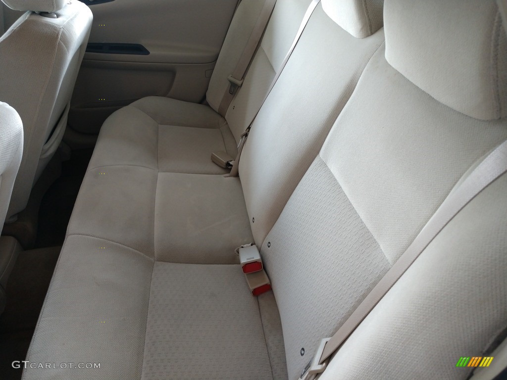 2011 Impala LT - Summit White / Neutral photo #16