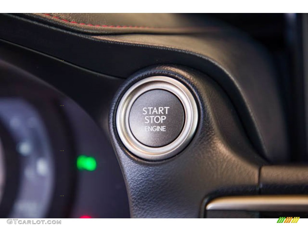 2018 Lexus IS 300 Controls Photo #142071631
