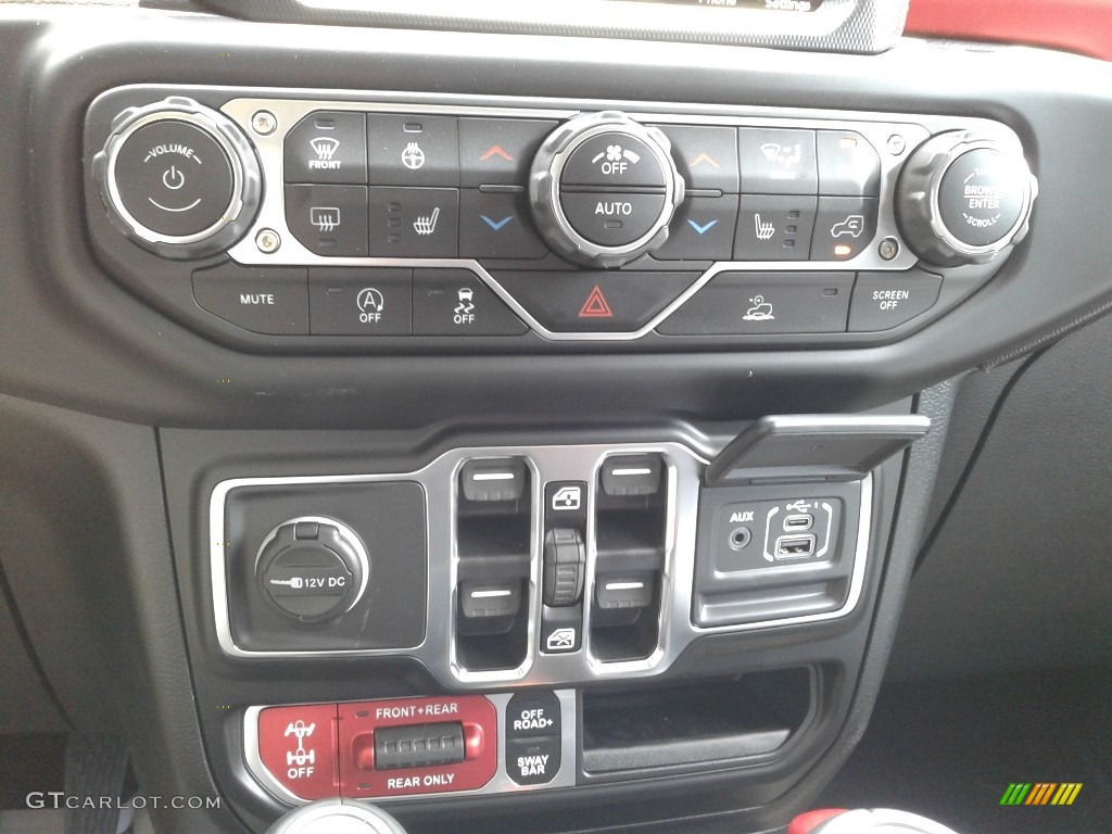 2021 Jeep Gladiator Rubicon 4x4 Controls Photos