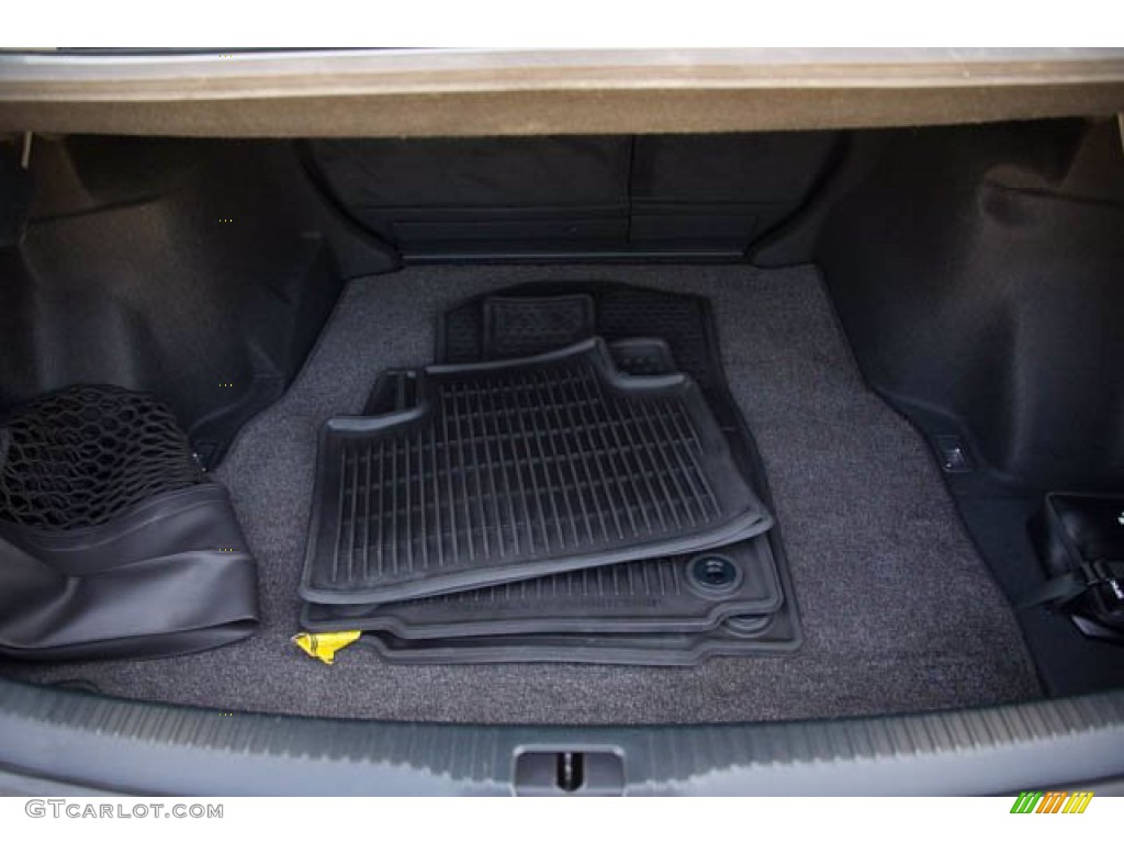 2018 Lexus IS 300 Trunk Photos