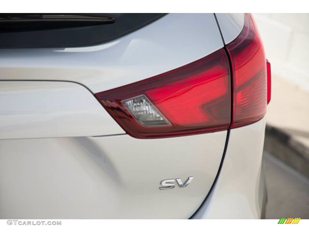 2017 Nissan Rogue Sport SV Marks and Logos Photo #142075520