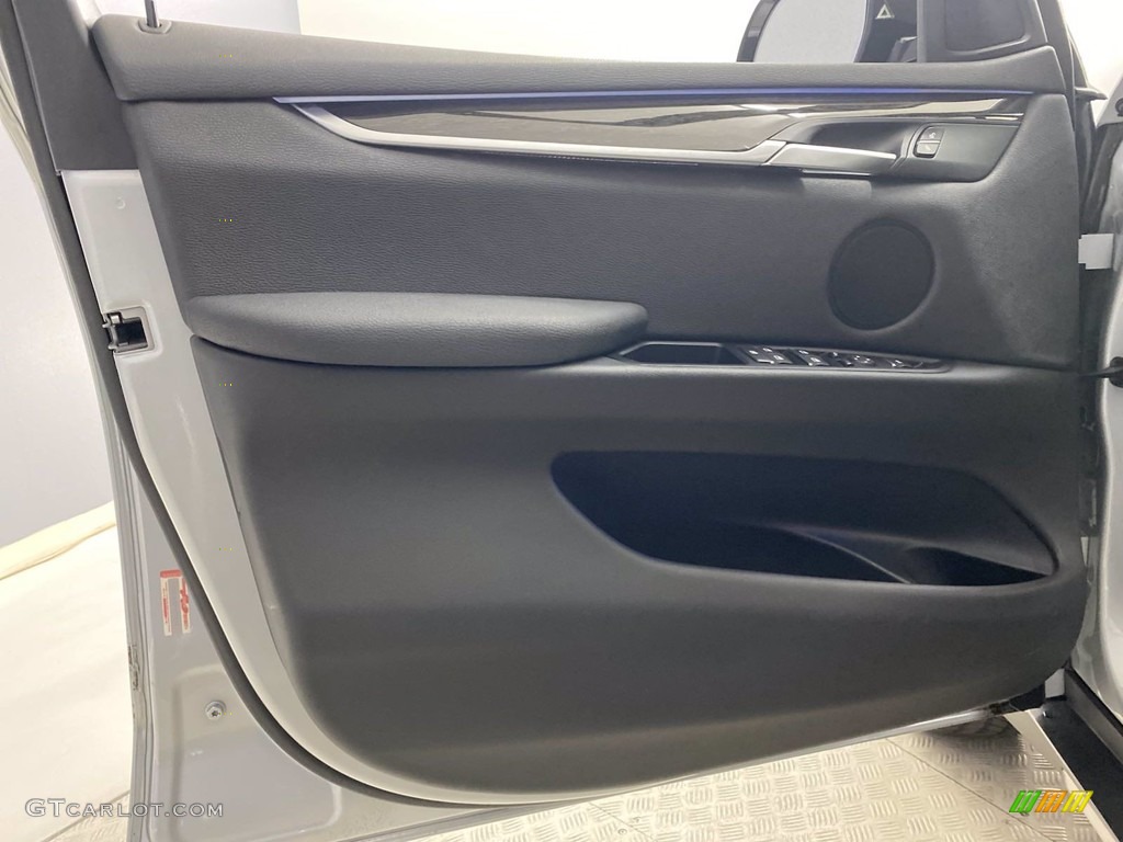 2018 X5 xDrive40e iPerfomance - Glacier Silver Metallic / Black photo #13