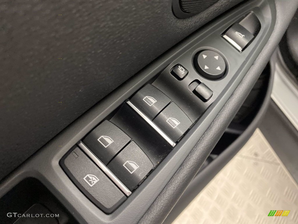 2018 X5 xDrive40e iPerfomance - Glacier Silver Metallic / Black photo #14