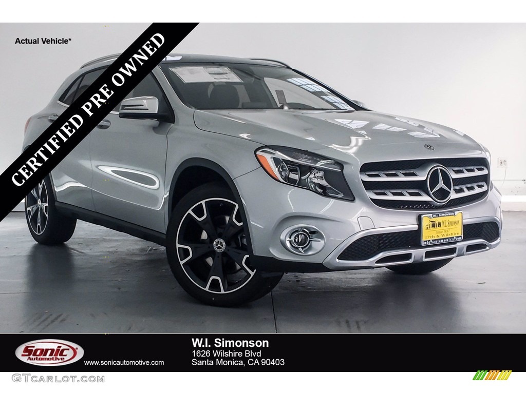 2018 GLA 250 - Polar Silver Metallic / Black photo #1