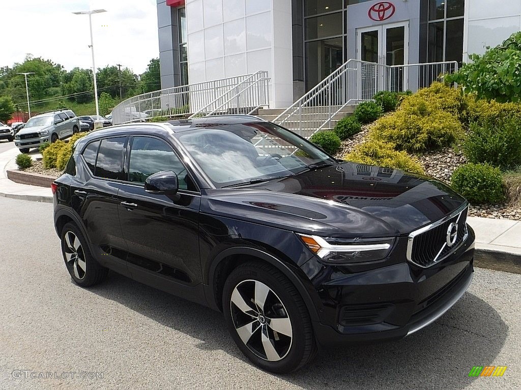 2019 XC40 T5 Momentum AWD - Onyx Black Metallic / Charcoal photo #1