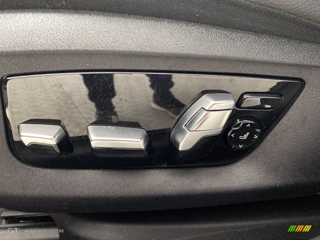 2020 5 Series M550i xDrive Sedan - Alpine White / Black photo #15