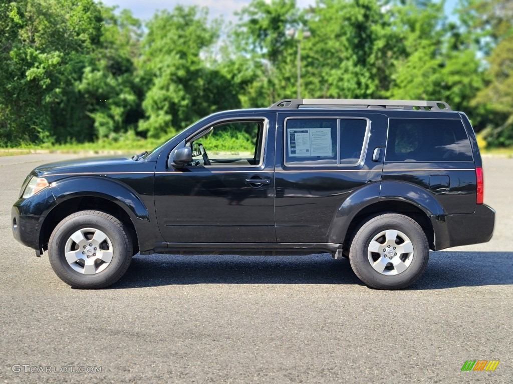 2011 Pathfinder LE 4x4 - Super Black / Graphite photo #2
