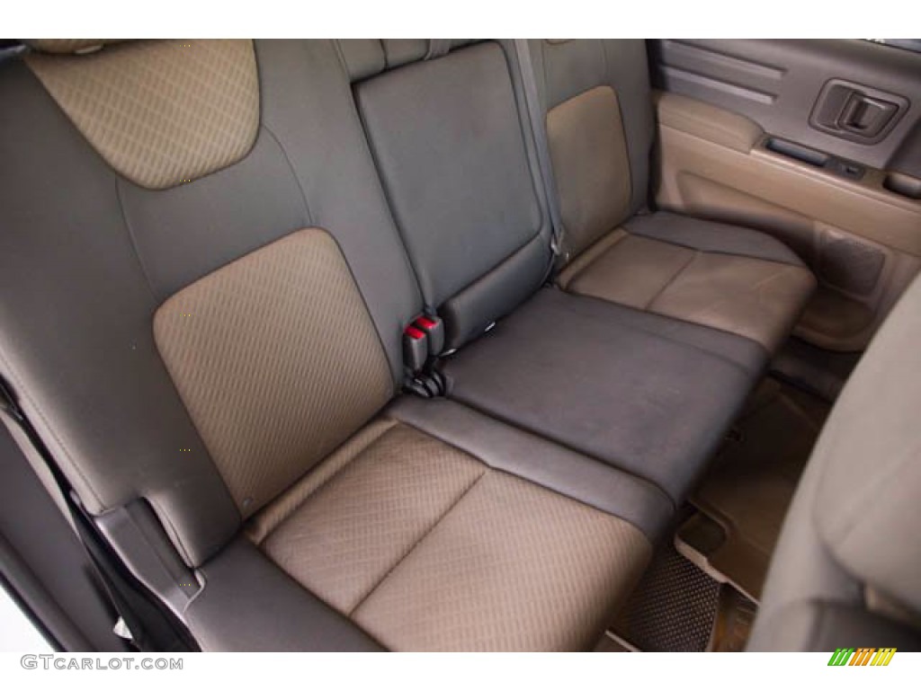 2007 Ridgeline RTS - White / Black photo #20